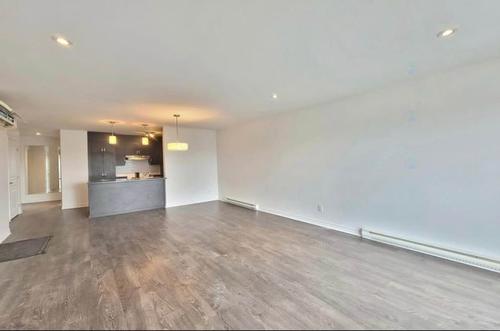 3 bedrooms apartment for rent in Laval — photo 4