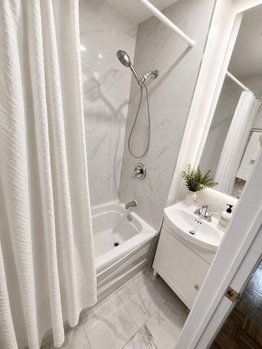 1 bedroom apartment for rent in Montreal - Ville-Marie — photo 3