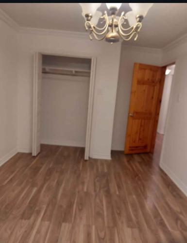 4 bedrooms apartment for rent in Laval — photo 7