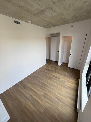 3 bedrooms apartment for rent in Laval — photo 13