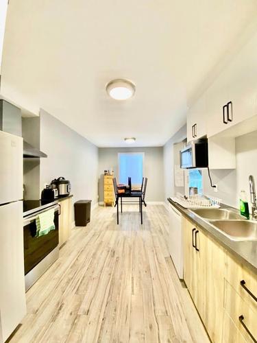 3 bedrooms apartment for rent in Laval — photo 6