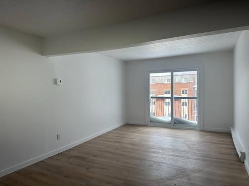 2 bedrooms apartment for rent in Sherbrooke — photo 4