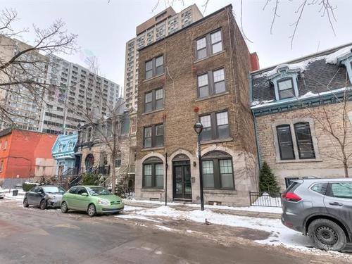 1 bedroom apartment for rent in Montreal - Ville-Marie — photo 2