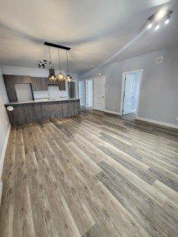 3 bedrooms apartment for rent in Sherbrooke — photo 8