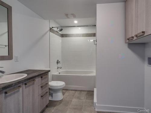 3 bedrooms apartment for rent in Laval — photo 6
