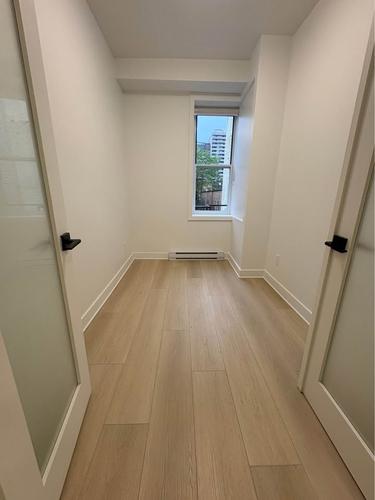 2 bedrooms apartment for rent in Montreal - Ville-Marie — photo 3