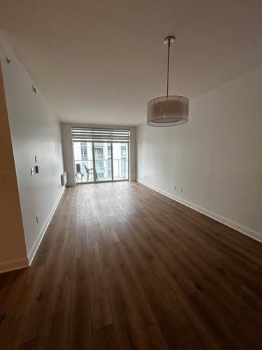 2 bedrooms apartment for rent in Laval — photo 4