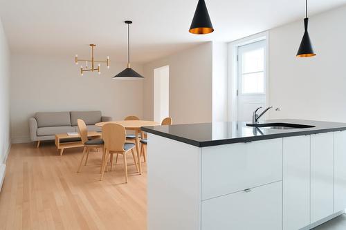 2 bedrooms apartment for rent in Montreal - Le Plateau-Mont-Royal — photo 2