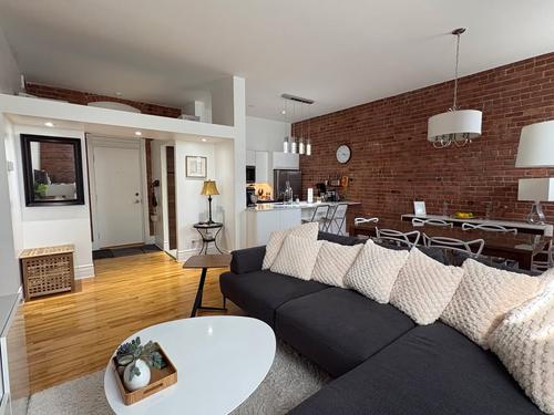 2 bedrooms apartment for rent in Montreal - Le Plateau-Mont-Royal — photo 3