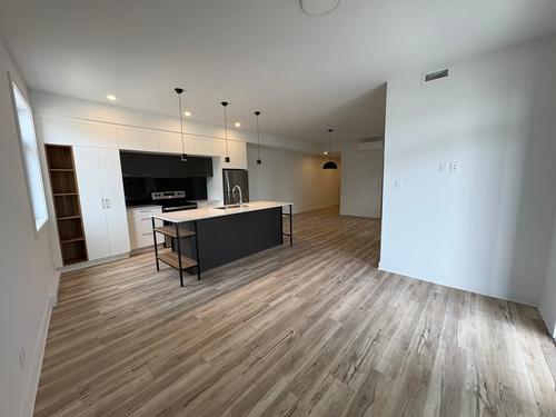 Appartement de 2 chambres à louer à Longueuil — photo 2