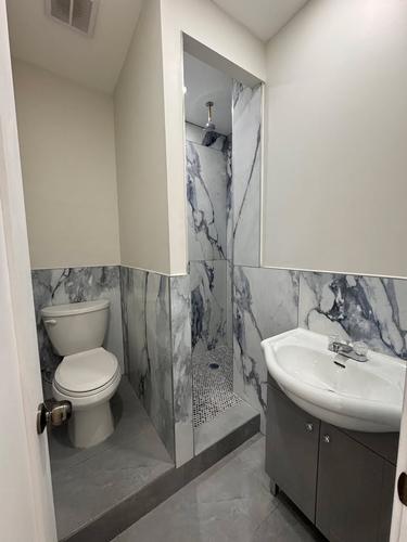 5 bedrooms apartment for rent in Montreal - Le Plateau-Mont-Royal — photo 17