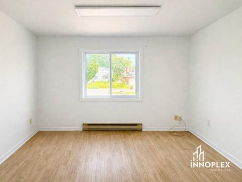 2 bedrooms apartment for rent in Sherbrooke — photo 6