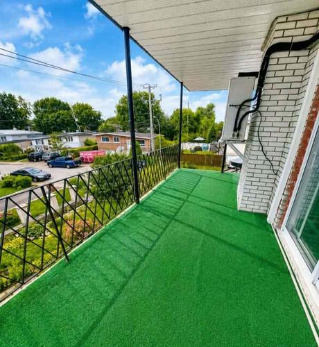 4 bedrooms apartment for rent in Laval — photo 10