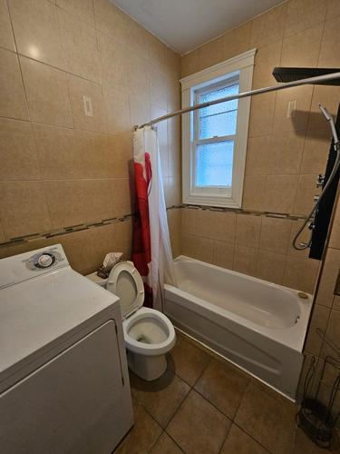 Appartement de 4 chambres à louer à Montréal — photo 3