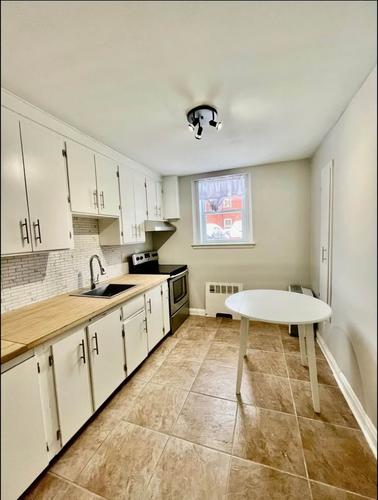 2 bedrooms apartment for rent in Sherbrooke — photo 2