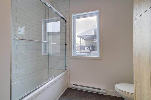 3 bedrooms apartment for rent in Sherbrooke — photo 25