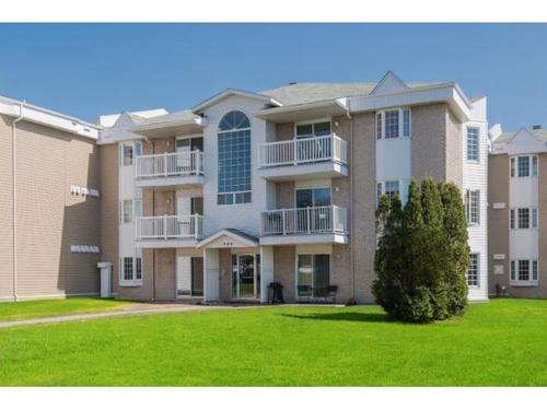 2 bedrooms apartment for rent in Québec - Sainte-Foy–Sillery–Cap-Rouge — photo 10