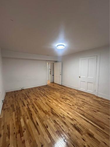 4 bedrooms apartment for rent in Montreal - Ville-Marie — photo 3