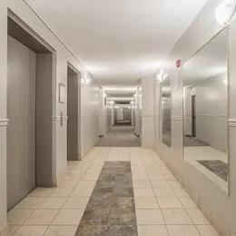 1 bedroom apartment for rent in Montreal - Saint-Laurent — photo 8