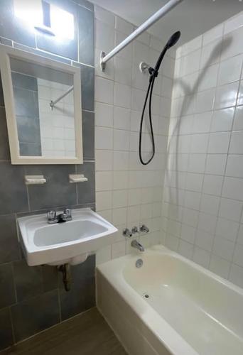 Studio à louer à Montreal - Ahuntsic-Cartierville — photo 4