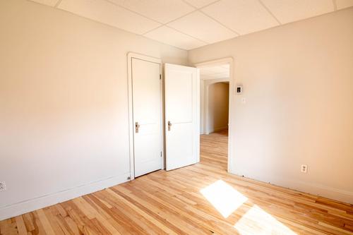 Appartement de 3 chambres à louer à Sherbrooke — photo 3