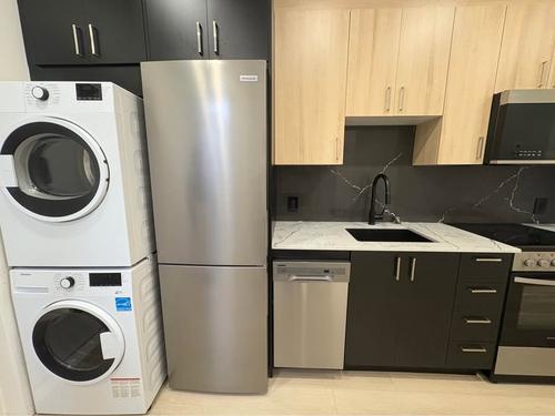 2 bedrooms apartment for rent in Montreal - Ville-Marie — photo 6
