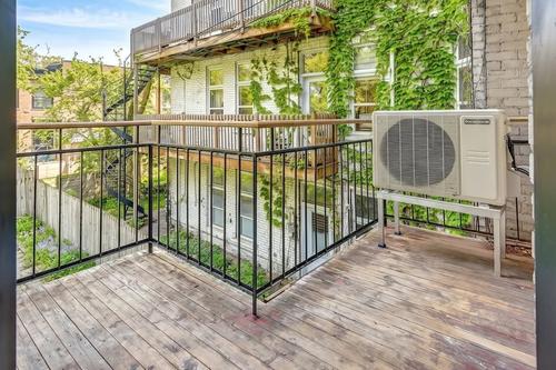 4 bedrooms apartment for rent in Montreal - Le Plateau-Mont-Royal — photo 19
