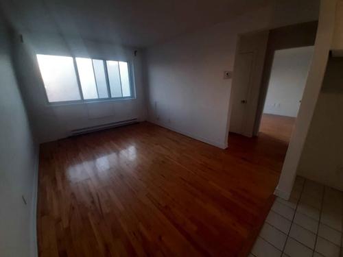Appartement de 1 chambre à louer à Montreal - Villeray–Saint-Michel–Parc-Extension — photo 3
