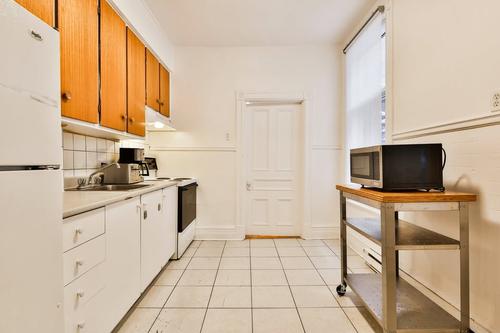 5 bedrooms apartment for rent in Montreal - Le Plateau-Mont-Royal — photo 10