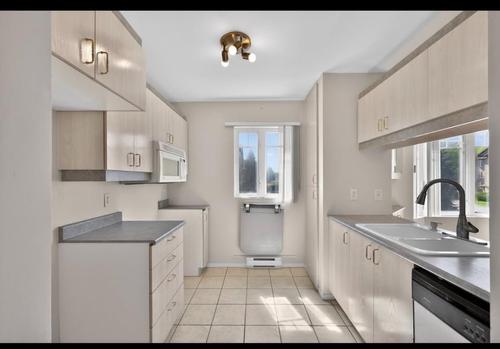 3 bedrooms apartment for rent in Laval — photo 15