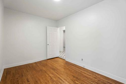 3 bedrooms apartment for rent in Laval — photo 14