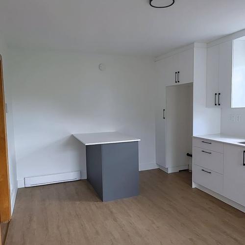 3 bedrooms apartment for rent in Sherbrooke — photo 8