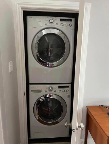 2 bedrooms apartment for rent in Montreal - Le Plateau-Mont-Royal — photo 12