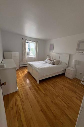 2 bedrooms apartment for rent in Laval — photo 2