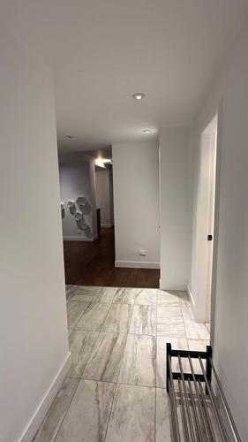 Appartement de 3 chambres à louer à Montreal - Ville-Marie — photo 2
