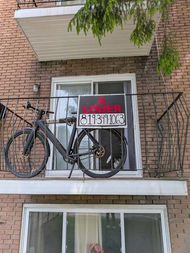 2 bedrooms apartment for rent in Sherbrooke — photo 7
