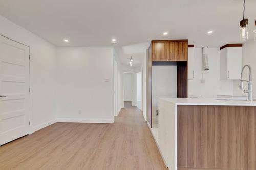 Appartement de 3 chambres à louer à Longueuil — photo 3
