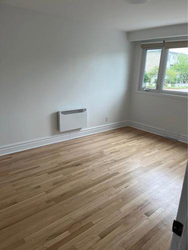 4 bedrooms apartment for rent in Laval — photo 3