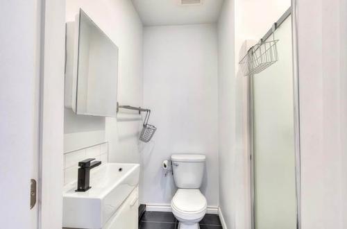 4 bedrooms apartment for rent in Montreal - Le Plateau-Mont-Royal — photo 7