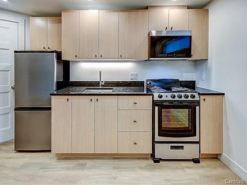 Studio à louer à Montreal - Mercier–Hochelaga-Maisonneuve — photo 3