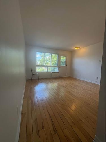Appartement de 2 chambres à louer à Longueuil — photo 3