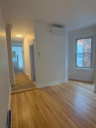4 bedrooms apartment for rent in Montreal - Ville-Marie — photo 8