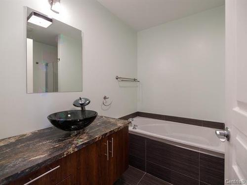 Appartement de 2 chambres à louer à Montreal - Villeray–Saint-Michel–Parc-Extension — photo 13