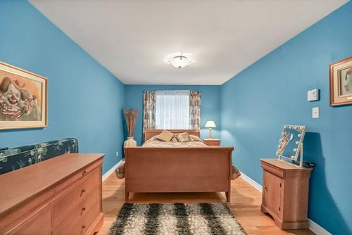 2 bedrooms apartment for rent in Laval — photo 9
