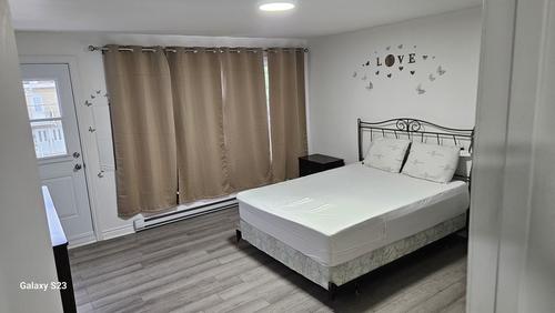 3 bedrooms apartment for rent in Montreal - Ahuntsic-Cartierville — photo 12