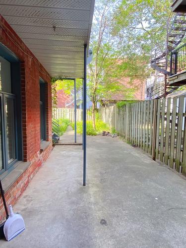 4 bedrooms apartment for rent in Montreal - Le Plateau-Mont-Royal — photo 8