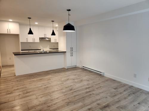Appartement de 3 chambres à louer à Québec - Sainte-Foy–Sillery–Cap-Rouge — photo 6