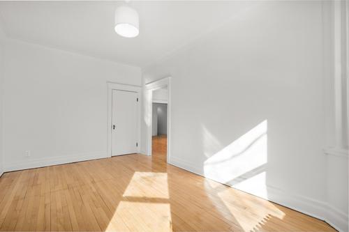 Appartement de 4 chambres à louer à Montréal — photo 13