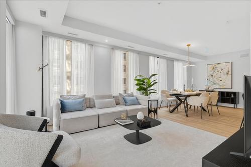 Appartement de 3 chambres à louer à Montreal - Ville-Marie — photo 2