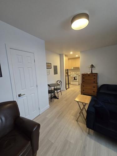 2 bedrooms apartment for rent in Sherbrooke — photo 3